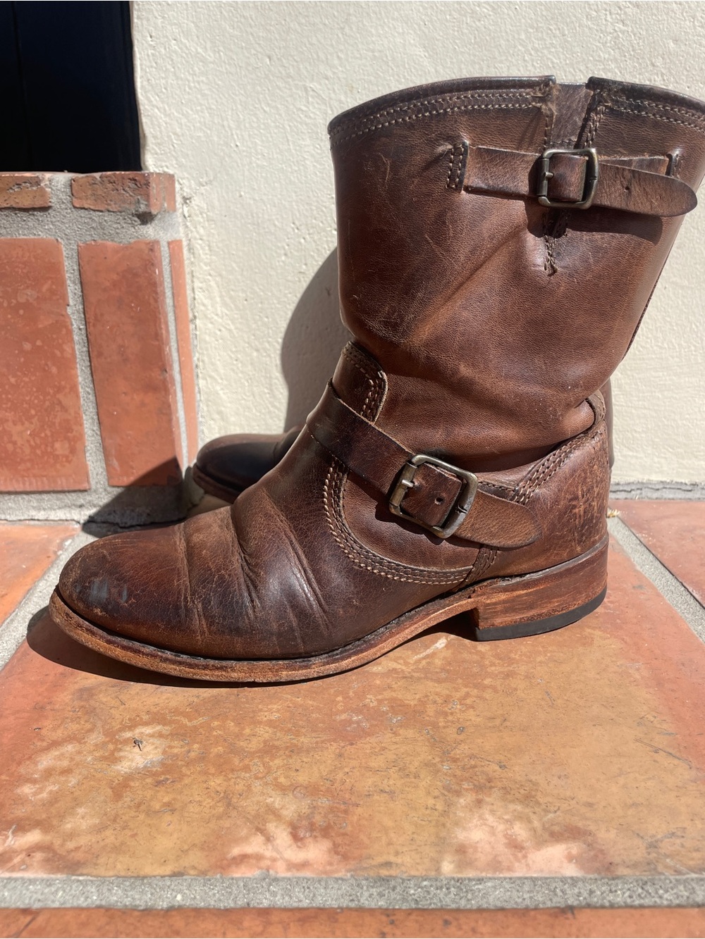 FRYE Women’s Veronica Short Slouchy Boots Brown Moto Engineer - Classic sz 6